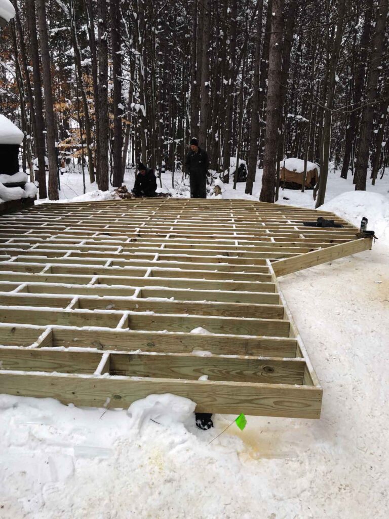 deck builder rockford mi